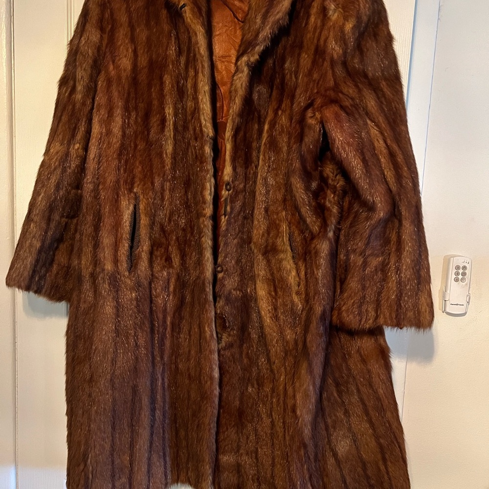 Fabulous Furs Luxurious Brown Fur Coat